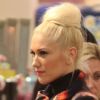 Gwen Stefani, ici à la caisse du magasin de jouets, a régalé ses deux fils Kingston et Zuma. Los Angeles, le 11 décembre 2011.