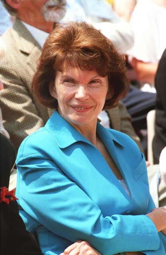 Danielle Mitterrand est décédée le 22 novembre 2011.