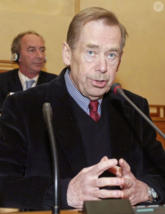 Vaclav Havel est décédé le 18 décembre 2011.
