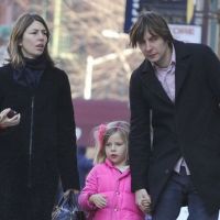 Sofia Coppola : Shopping de Noël avec son Thomas Mars et leur fille Romy
