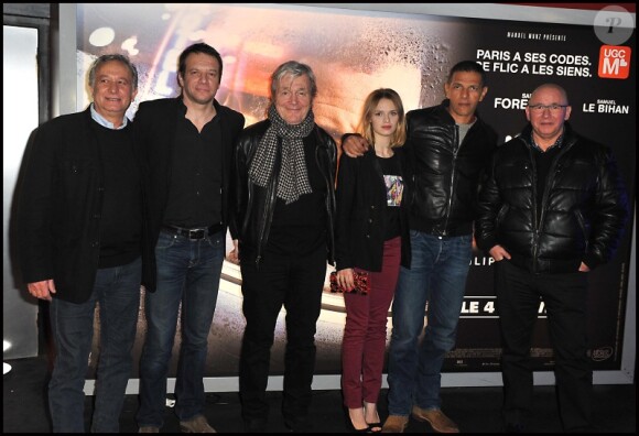 L'équipe du film lors de l'avant-première d'Une nuit à Paris le 2 janvier 2012