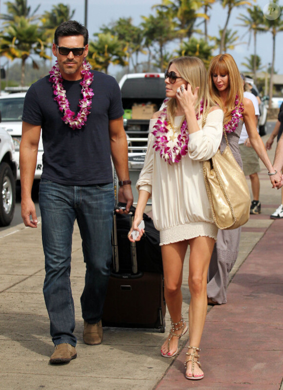 LeAnn Rimes et son mari Eddie Cibrian débarque sur l'île d'Hawaï le 4 janvier 2012