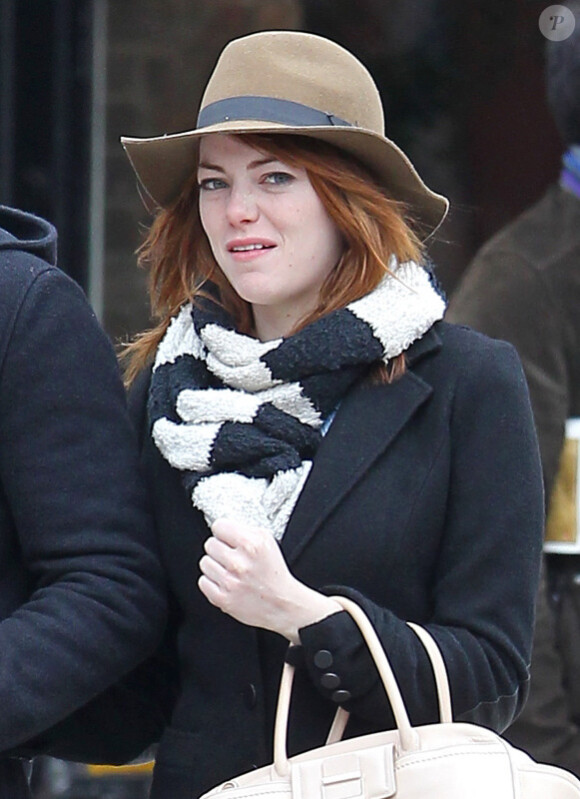 Emma Stone dans les rues de New York le 8 janvier 2012
 