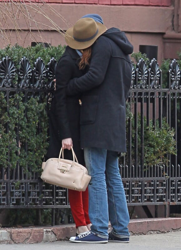 Emma Stone et Andrew Garfield : amoureux et passionnés dans les rues de New York le 8 janvier 2012
 