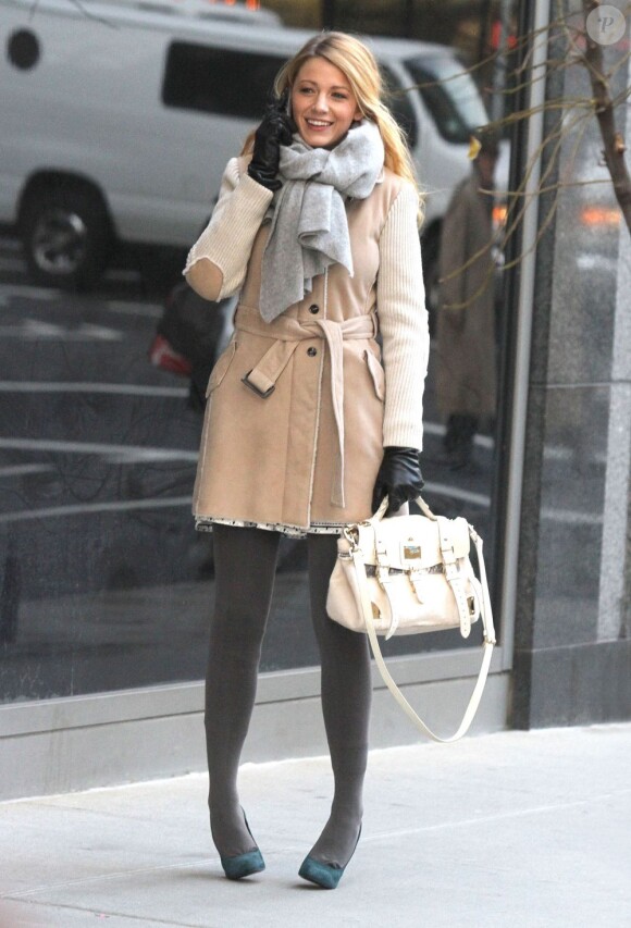 Blake Lively sur le tournage de Gossip Girl à New York. Le 10 janvier 2012