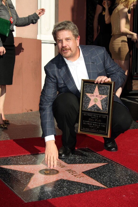 John Wells lors de sa remise de l'étoile à Los Angeles le 12 janvier 2012