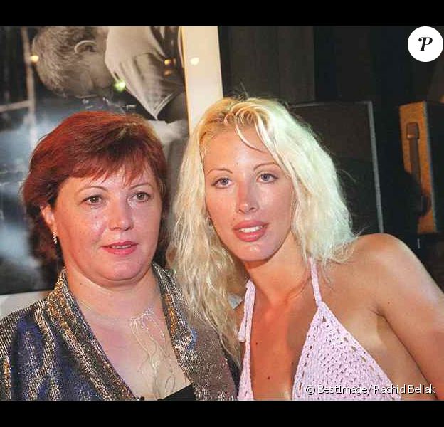 Loana petrucciani, plus connue de son simple prénom, restera à tout jamais la gagnante de loft story. Violette, mère de Loana : 'Criblée de dettes, elle vit ...