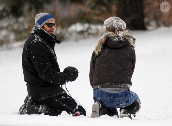 Hugh Jackman et son épouse Deborah, de grands enfants sous la neige à New York le 21 janvier 2012
