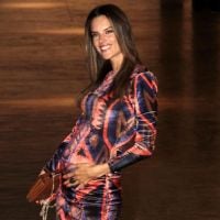 Alessandra Ambrosio, enceinte et lookée : une future maman sexy !