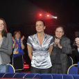 Stéphanie de Monaco et sa fille Pauline Ducruet au chapiteau  Fontvieille, toujours aussi unies, dimanche 22 janvier 2012, pour la  quatrième soirée de spectacle du 36e Festival international du cirque de  Monte-Carlo.