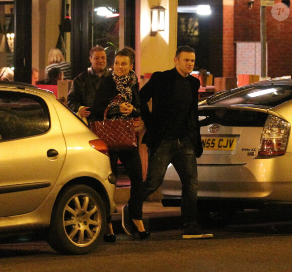 Wayne Rooney et sa femme Coleen on eu la permission de 21h le 11 janvier 2012 à Manchester