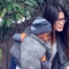 Sandra Bullock accompagne son petit Louis Bardo à l'école, à Los Angeles, le mercredi 8 février 2012.
