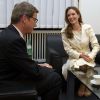 Angelina Jolie à Berlin le 10 février 2012 a rencontré le ministre fédéral allemand des Affaires étrangères Guido Westerwelle dans le cadre de son rôle d'ambassadrice de bonne volonté au Haut Commissariat pour les réfugiés de l'ONU.