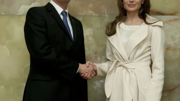 Angelina Jolie : Sublime dame blanche pour une parenthèse politique
