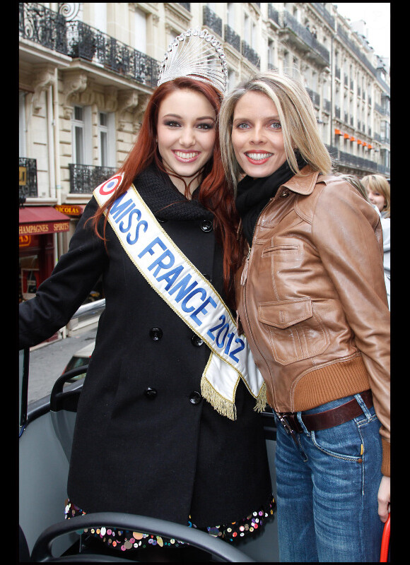 Delphine Wespiser et Sylvie Tellier : dans le bus beauty tour de l'école Marbeuf, le 14 février 2012 