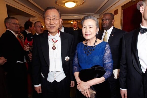 Ban Ki-moon et son épouse au 56e Bal de l'Opéra à Vienne.
Comme chaque année, de nombreuses célébrités et personnalités ont assisté en toute élégance au 56e Bal de l'Opéra de Vienne, le 16 février 2012.