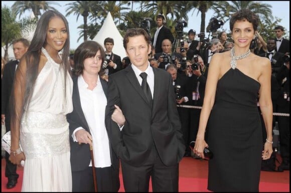 Naomi Campbell, Catherine Breillat, Christophe Rocancourt et Farida Khelfa lors du Festival de Cannes en mai 2008