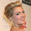 La jeune star Kate Upton, covergirl de la 2012 Swimsuit Issue de  Sports Illustrated, était souriante et très en beauté lors de la soirée au club Pure. Las Vegas, le 16 février 2012.