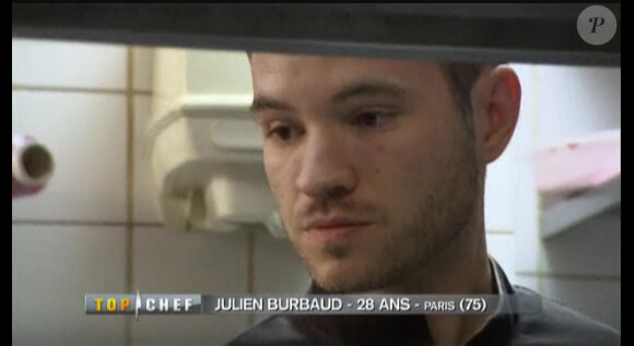 Julien, candidat de Top Chef 3, en cuisine