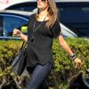 Alessandra Ambrosio en famille dans les rues de Santa Monica le 23 février 2012