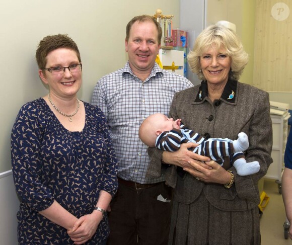 Camilla Parker Bowles inaugurait le 23 février 2012 un nouveau centre de soins intensifs néo-nataux à l'hôpital de Bath.