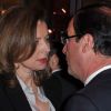 François Hollande et sa compagne Valérie Trierweiler au dîner du CRIF, à Paris, le 8 février 2012.