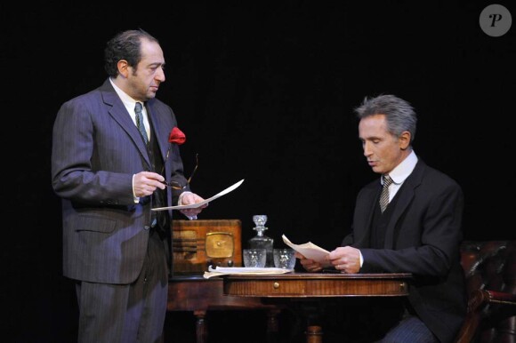 Thierry Lhermitte et Patrick Timsit, dernières répétitions pour Inconnu à cette adresse, au Théâtre Antoine, à Paris, le 28 février 2012.
