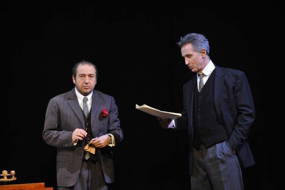 Patrick Timsit et Thierry Lhermitte, dernières répétitions pour Inconnu à cette adresse, au Théâtre Antoine, à Paris, le 28 février 2012.