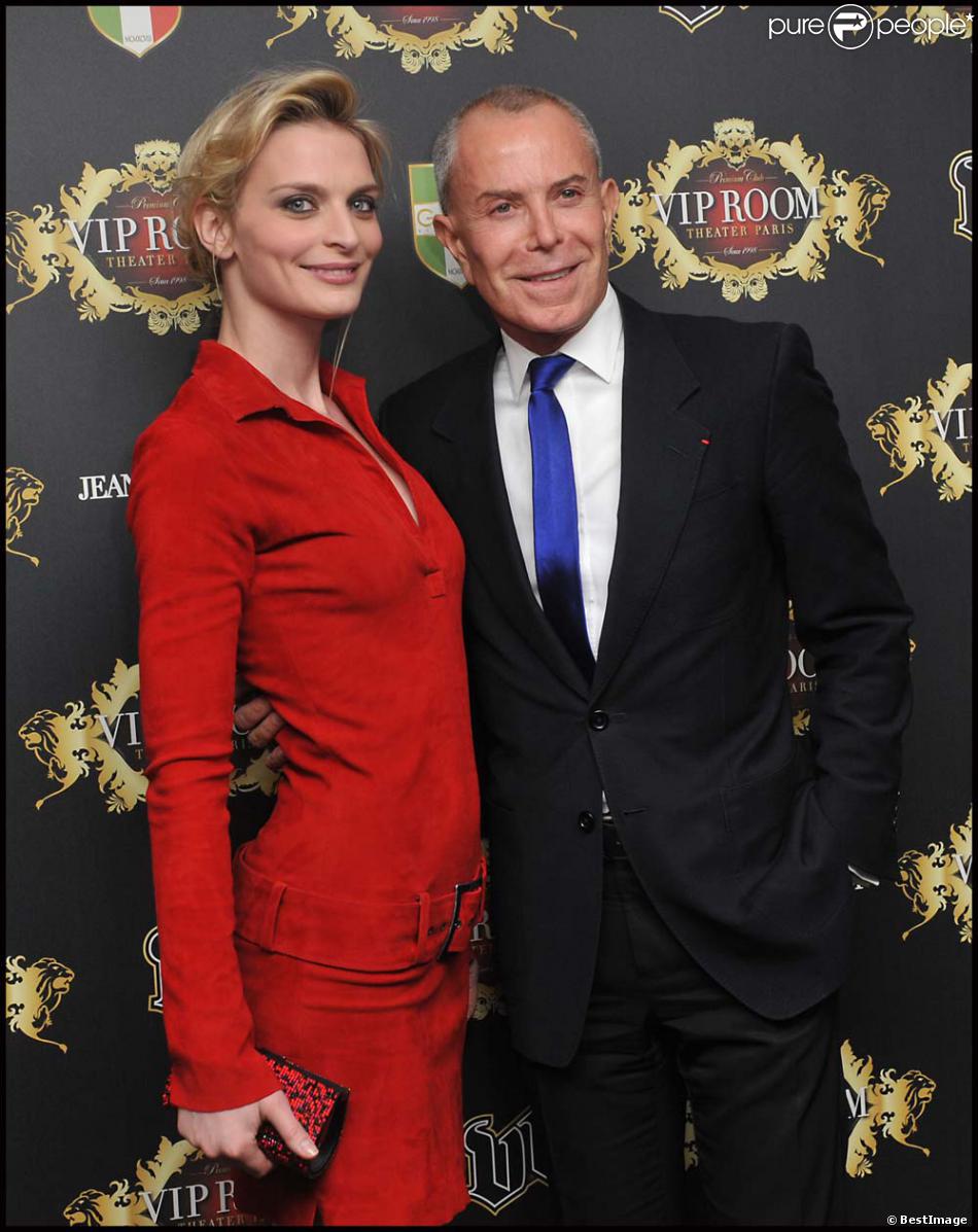Sarah Marshall et JeanClaude Jitrois au VIP Room Theater pour le dîner Extravaganza du magazine Sarah Marshall et JeanClaude Jitrois au VIP Room Theater pour le dîner Extravaganza du magazine