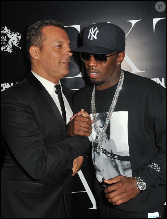 P. Diddy et Jean-Roch au VIP Room Theater pour la soirée P. Diddy, le 6 mars 2012.