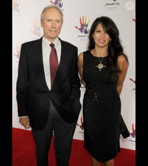 Clint Eastwood et sa femme Dina en mai 2009 à Los Angeles.