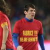 Lionel Messi rend hommage à Fabrice Muamba le 20 mars 2012 à Barcelone