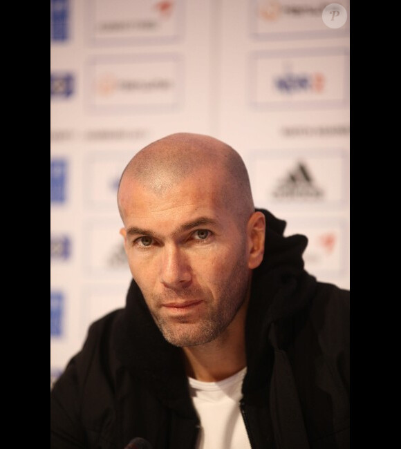Zinedine Zidane le 13 décembre 2011 à Hambourg