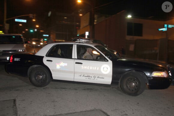 Kim Kardashian victime d'une attaque de farine le 22 mars de 2012 à l'Hotel Londres de West Hollywood