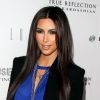 Kim Kardashian, quelques secondes avant l'attaque, souriante et décontractée le 22 mars de 2012 à l'Hotel Londres de West Hollywood