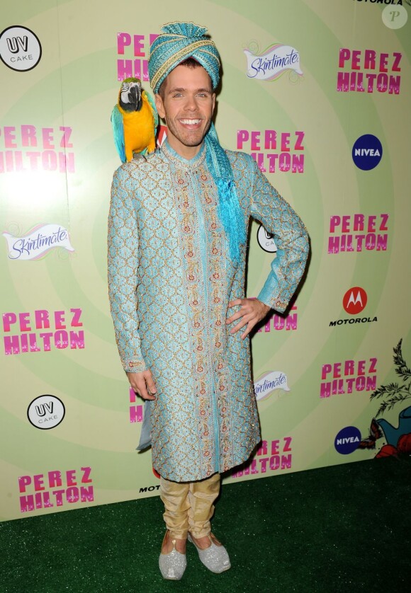 Perez Hilton lors de son thé d'anniversaire à Los Angeles le 24 mars 2012