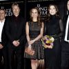 La princesse Mary de Danemark, entourée notamment du beau Mads Mikkelsen (3e g.) et de la charmante Alicia Vikander (centre) à l'avant-première du film A Royal Affair de Nikolaj Arcel, le 28 mars 2012 à Copenhague.
