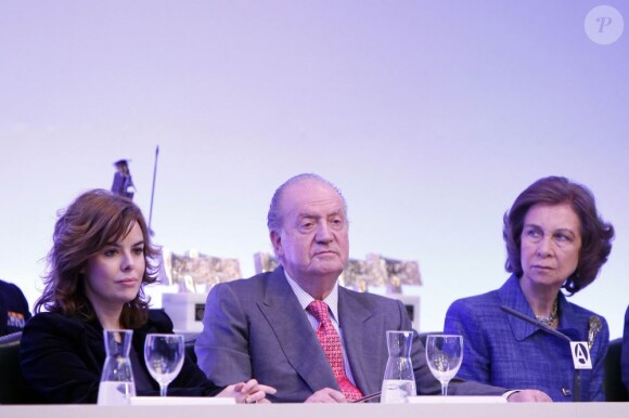 Le roi Juan Carlos Ier d'Espagne avec la reine Silvia aux Prix Don Quichotte du journalisme à Madrid le 28 mars 2012.