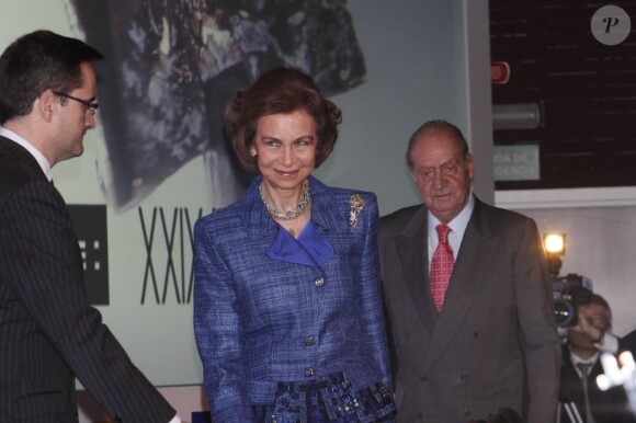 Le roi Juan Carlos Ier d'Espagne avec la reine Silvia aux Prix Don Quichotte du journalisme à Madrid le 28 mars 2012.
