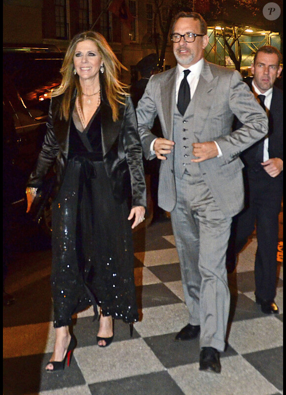 Tom Hanks et sa femme Rita Wilson lors du dîner après le concert Revlon 2012 organisé par le Rainforest Fund, le 3 avril 2012 à New York