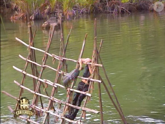 dans Koh Lanta, la revanche des héros, le 6 avril 2012 sur TF1