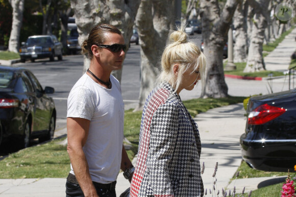 Gwen Stefani, Gavin Rossdale et leurs enfants Kingston et Zuma à Los Angeles ont rendu visite à la famille lors du dimanche de Pâques. Le 8 avril 2012