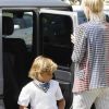 Gwen Stefani, Gavin Rossdale et leurs enfants Kingston et Zuma à Los Angeles ont rendu visite à la famille lors du dimanche de Pâques. Le 8 avril 2012