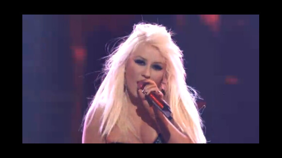 The Voice US : Les rondeurs, le body et le show, Christina Aguilera assume