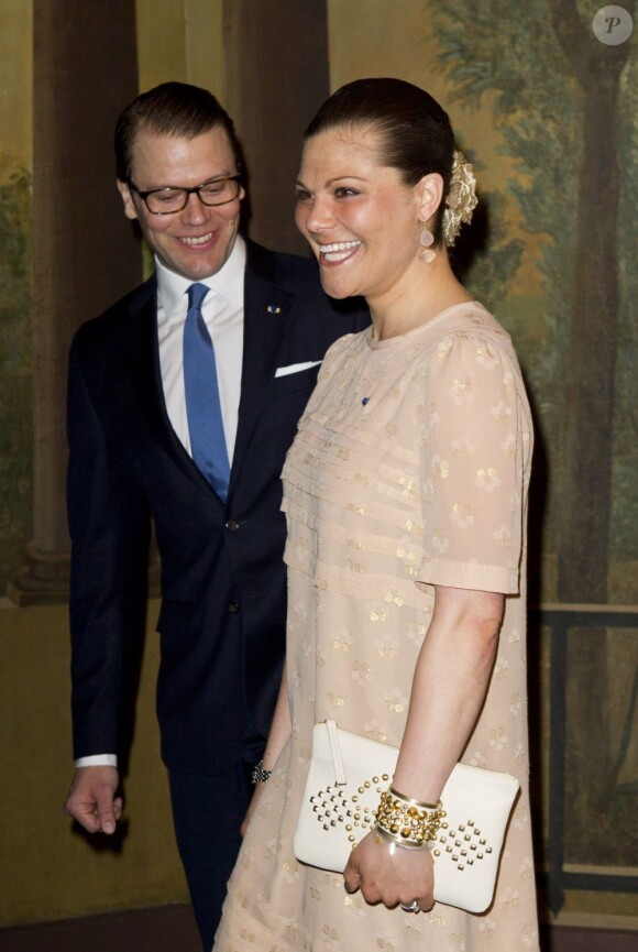 La princesse Victoria de Suède a ponctuellement interrompu son congé maternité en avril 2012 pour accueillir le nouveau couple présidentiel de Finlande.