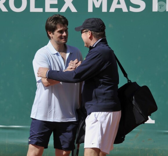 Le prince Albert II de Monaco, associé à Arnaud Boetsch, disputait le 21 avril 2012 un double exhibition contre Guy Forget et PPDA, sous l'arbitrage d'Ilie Nastase, dans le cadre du Rolex Masters 1000 de Monte-Carlo.