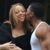 Mariah Carey et son mari Nick Cannon quittent Paris après leur week-end amoureux. Le 29 avril 2012.