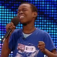 Britain's Got Talent : Un chanteur de 9 ans à la voix d'ange craque sur scène