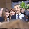 Nicolas Sarkozy et Carla Bruni le 1er mai 2012 lors du meeting de Nicolas Sarkozy au Trocadéro à Paris