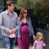 Alyson Hannigan enceinte emmène au parc sa fille Satyana, en compagnie de son mari Alexis Denisof, le 3 mai 2012 à Los Angeles